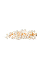Load image into Gallery viewer, Baby's Breath Royal Clip - Pearl