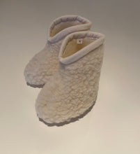 Load image into Gallery viewer, Wool Booties