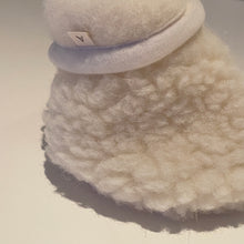 Load image into Gallery viewer, Wool Booties