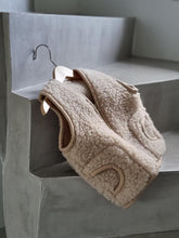 Load image into Gallery viewer, Wool Vest