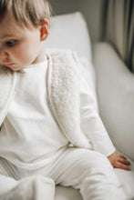 Load image into Gallery viewer, Wool Vest