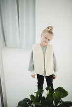 Load image into Gallery viewer, Wool Vest
