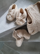 Load image into Gallery viewer, Wool Shoes

