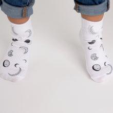 Load image into Gallery viewer, Stay On Socks By Squid Socks - Callisto Set

