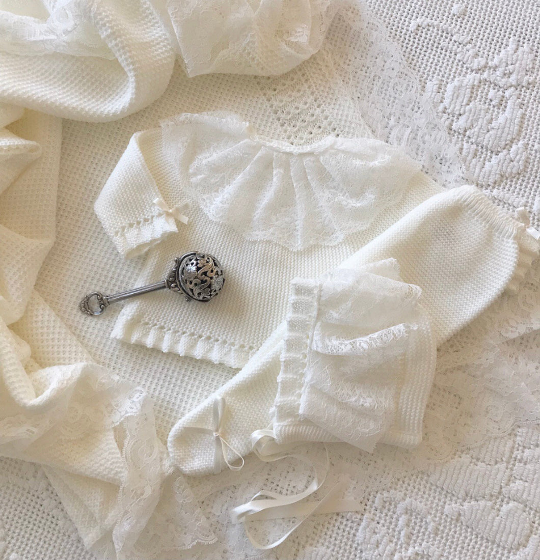 Cerrisi ~ in chic cream