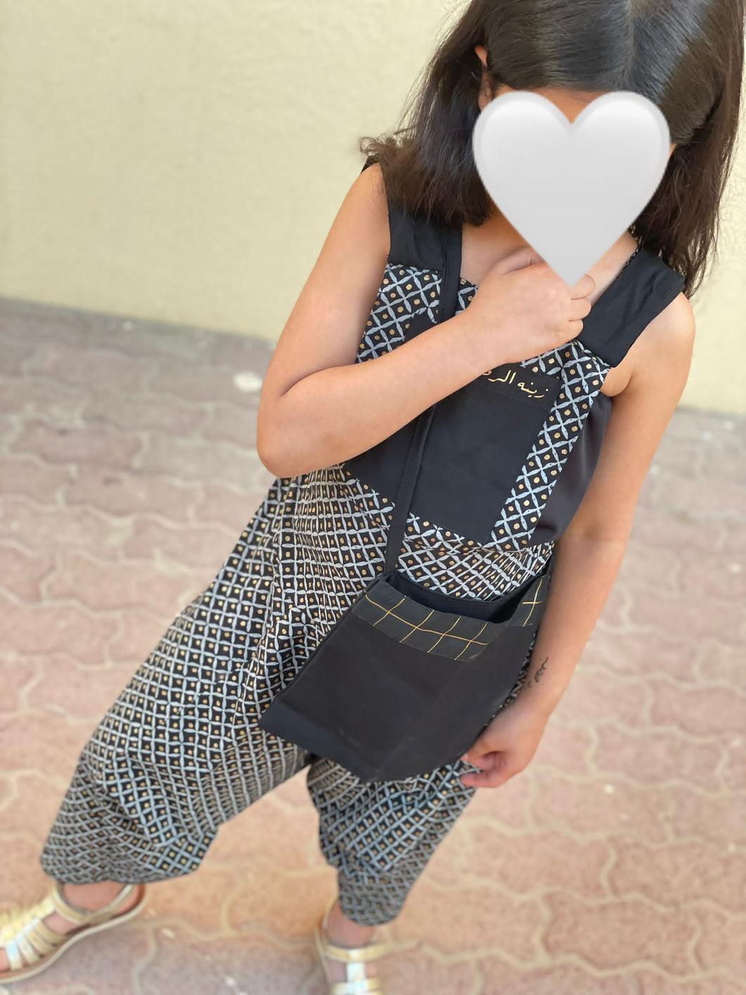 BLACK SHIRWAL .002 (GIRL)