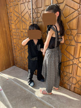 Load image into Gallery viewer, BLACK SHIRWAL .002 (GIRL)
